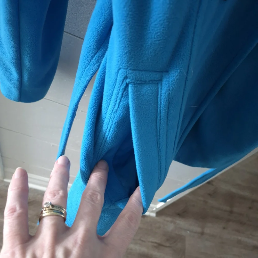 Old Navy Coat. - Picture 4 of 10